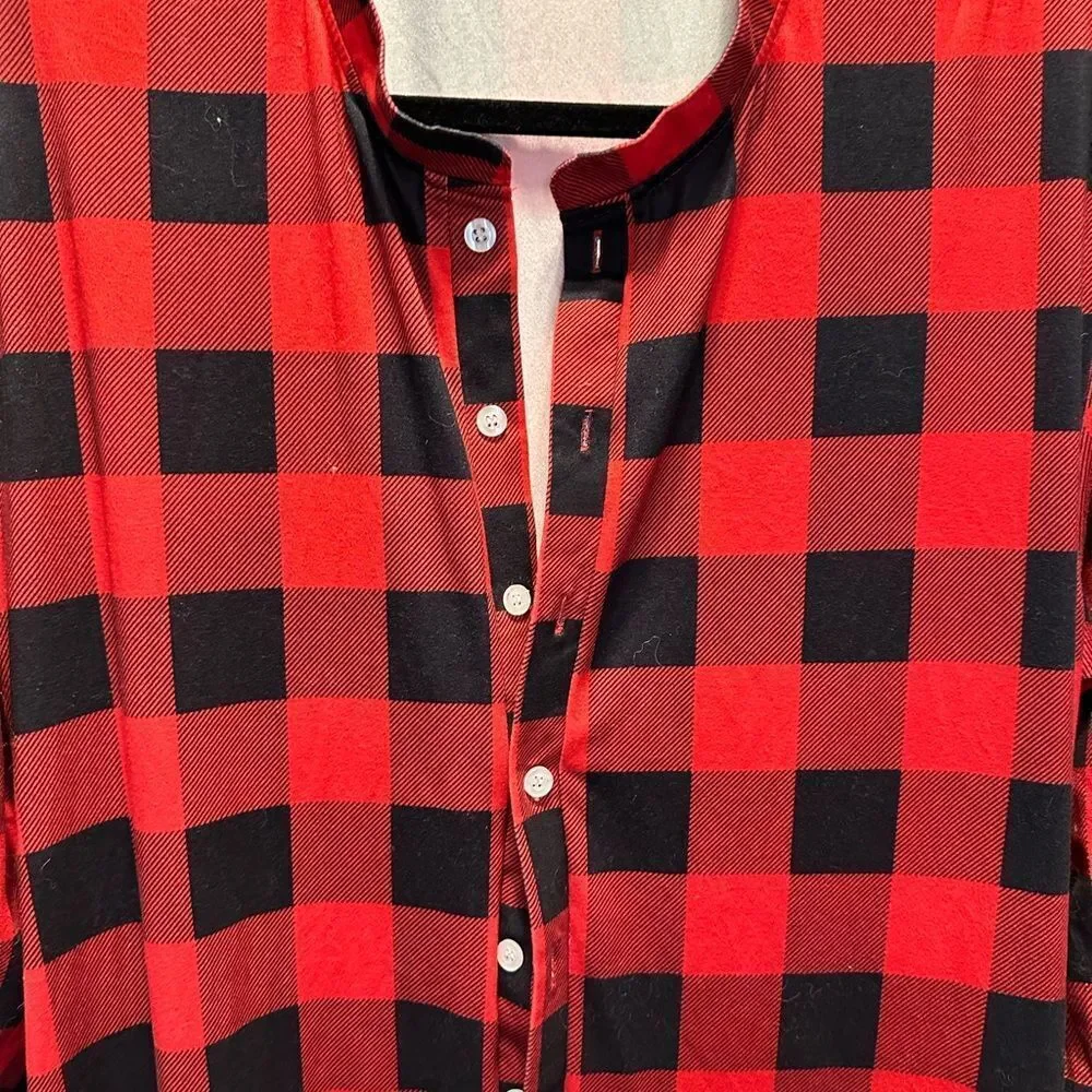 EUC Women’s Red Black Plaid Long Sleeve Button Up One Piece Pajamas - Size M